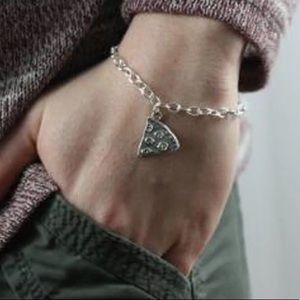 🌼5 for $25🌼 Pizza Bracelet